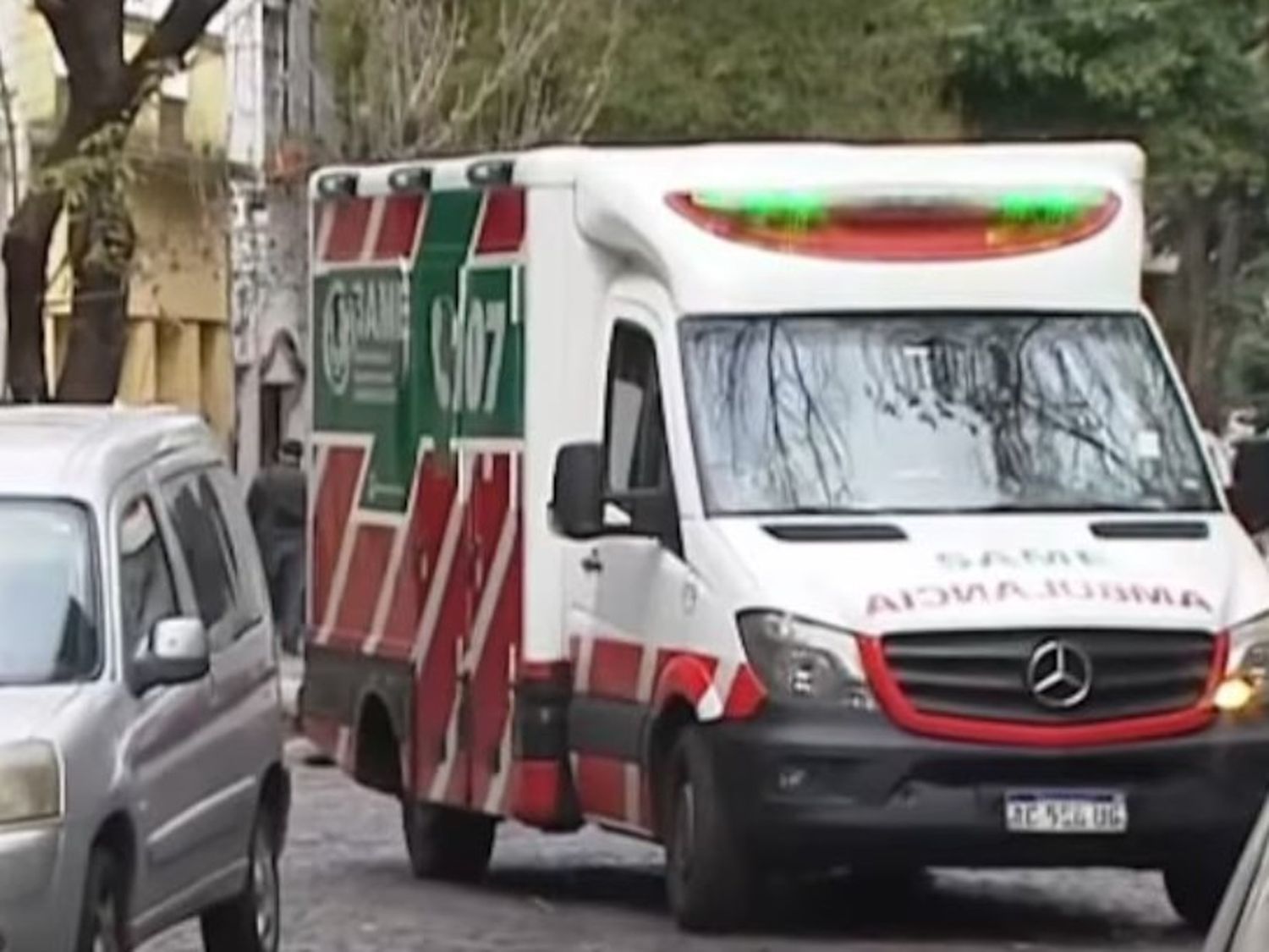 Giro en el caso de la familia muerta adentro de un departamento