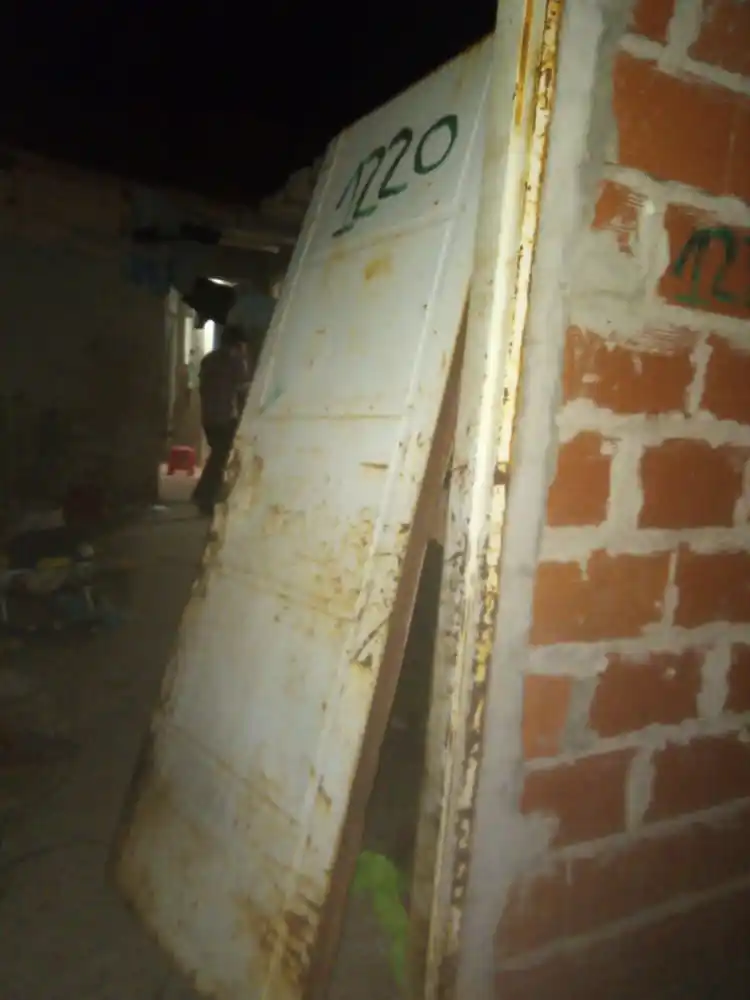 Le desvalijaron la casa y pide ayuda