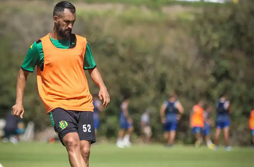 Pereyra y Olivares coincidieron en que "deben devolver a Aldosivi a Primera"