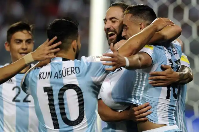 Eliminatorias Rusia 2018: Argentina y Perú empataron 2 a 2