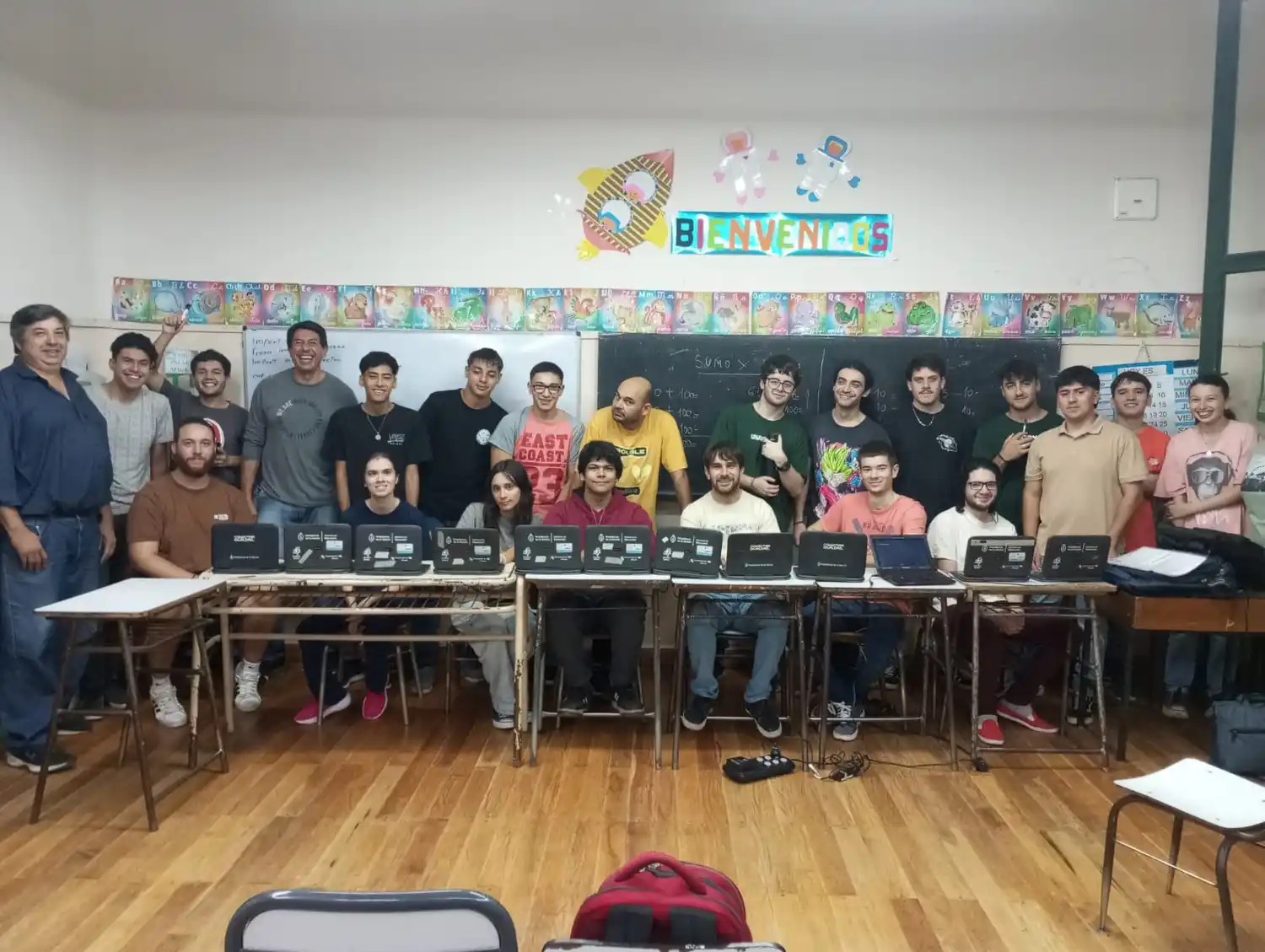 El Instituto Benavento celebró su colación con una histórica primera promoción en Software