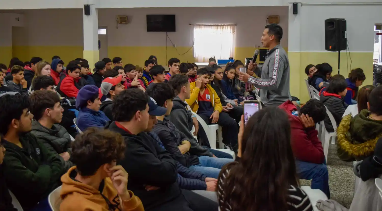 Se brindó una charla en el Día Internacional de la Lucha contra el Uso Indebido y el Tráfico Ilícito de Drogas