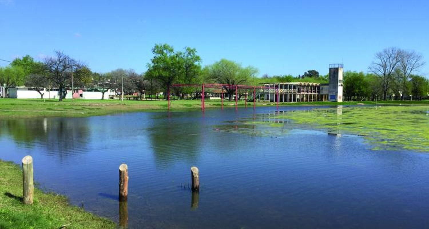 Para el Mastai, entradas a la venta y balneario inundado