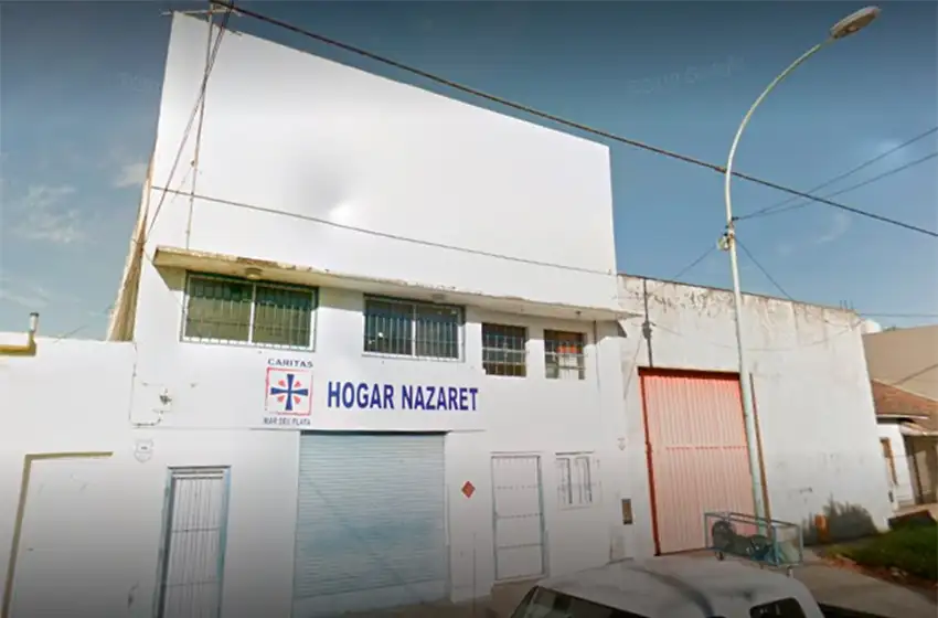 Desde el 10 de diciembre de 2007, el Hogar Nazaret, dependiente de Cáritas Mar del Plata, brinda asistencia integral a personas en situación de calle.