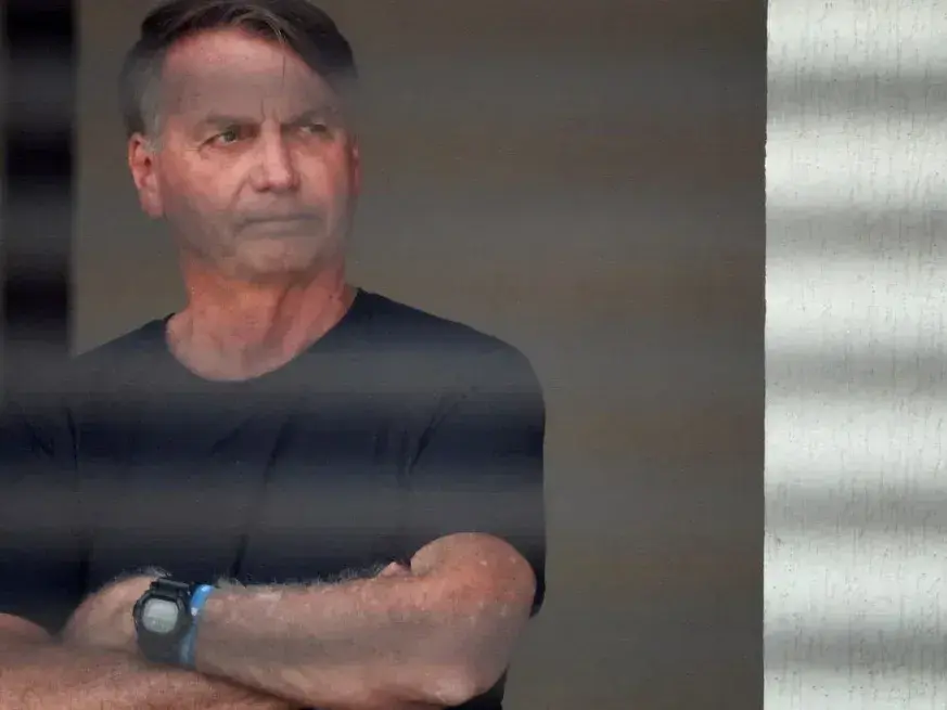 Bolsonaro enfrenta una condena de 27 años y tres meses.