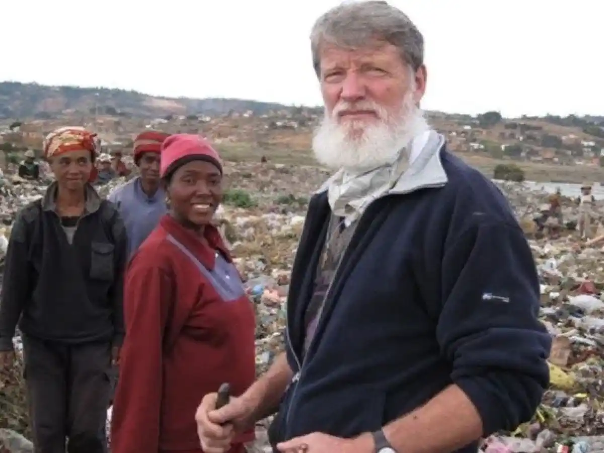 Un sacerdote argentino fue nominado al Premio Nobel de la Paz