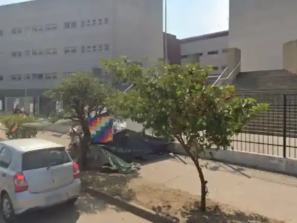 Drama en Salta: una nena de 12 años que fue abusada se encadenó para evitar que interrumpieran su embarazo