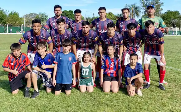 Por el fútbol de Primera “A”: San Lorenzo le ganó a Alberdi y quedó puntero y Comunicaciones, a La Bianca