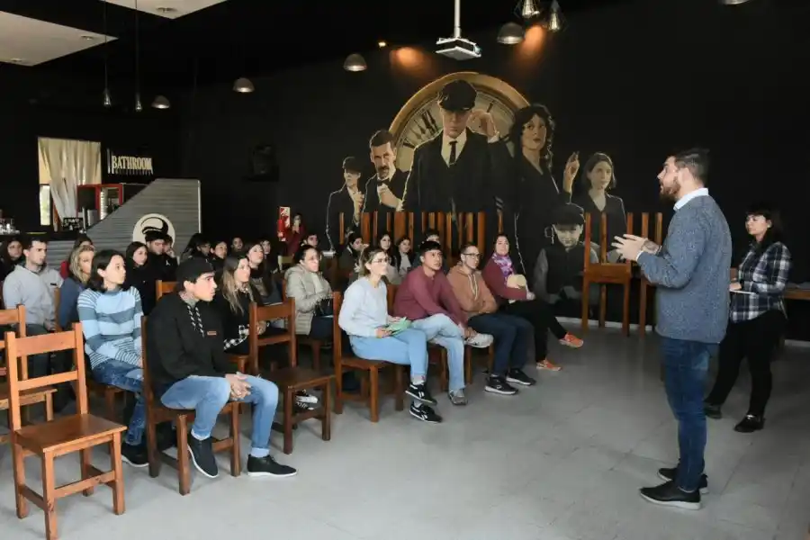 Taller para confección de CV y proceso de selección de personal municipal