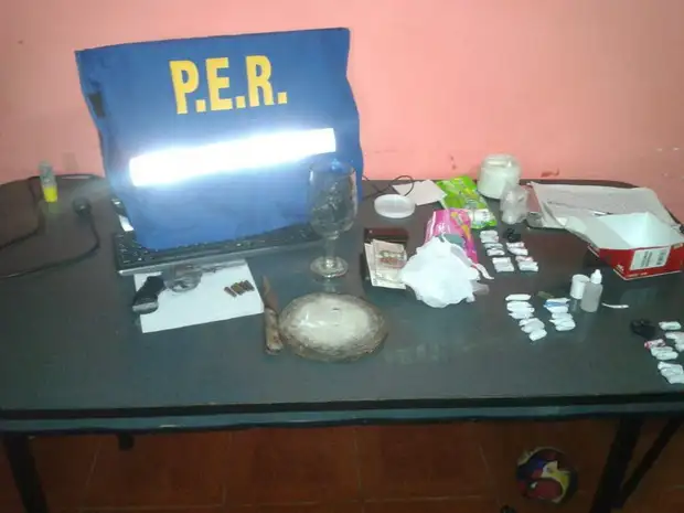 Padre e hija tenían un kiosco como pantalla