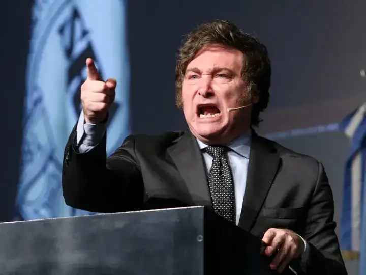 Milei anunciaría una ley para sancionar a empresas que operen sin autorización argentina