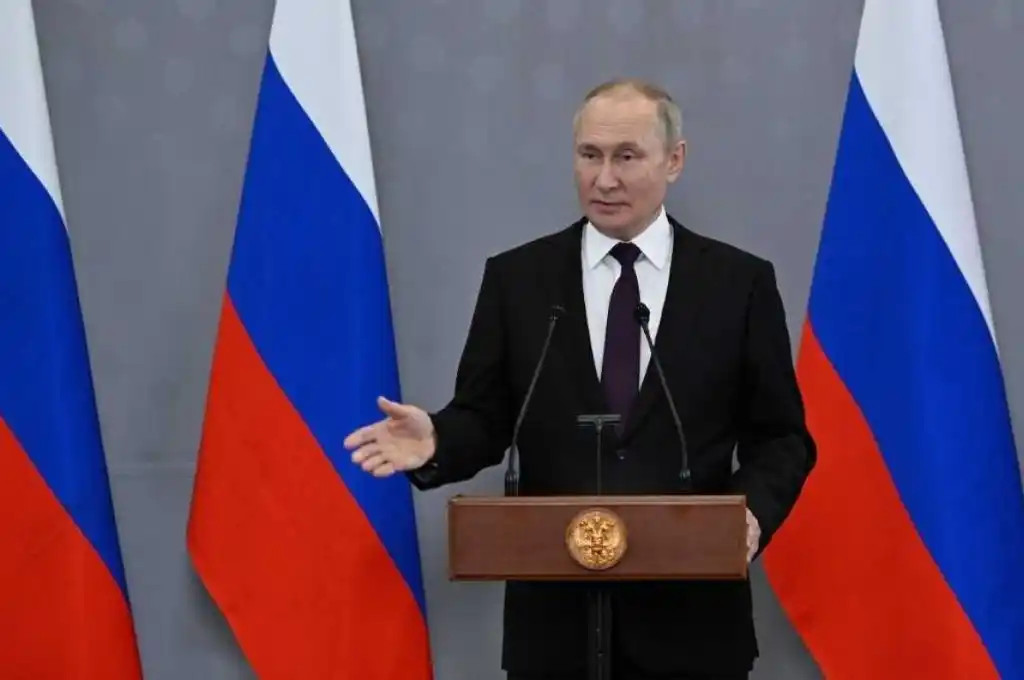 La Corte Penal Internacional emitió una orden de arresto contra Vladimir Putin