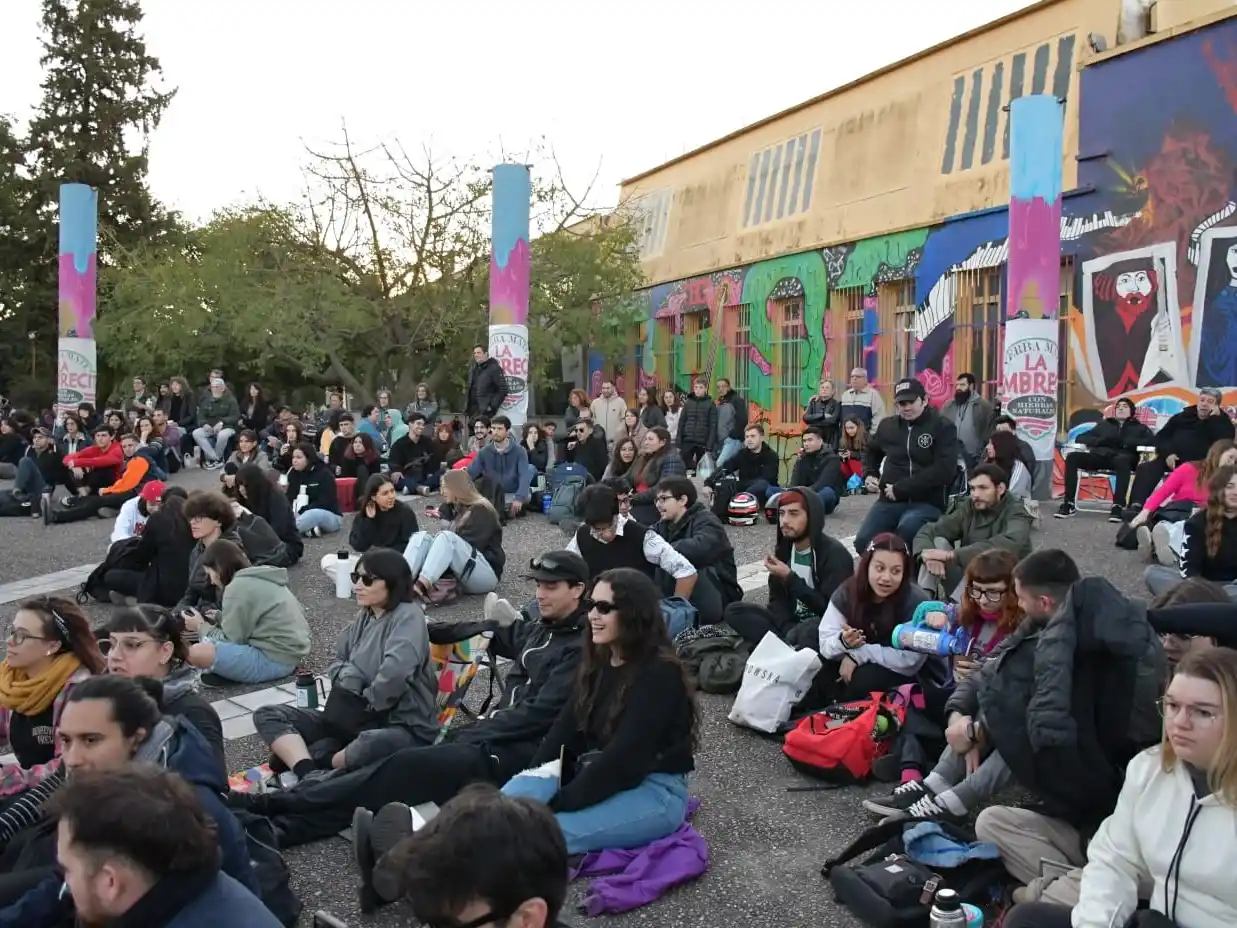 Comienza la 10ª edición del "Llenate el Mate de Rock"