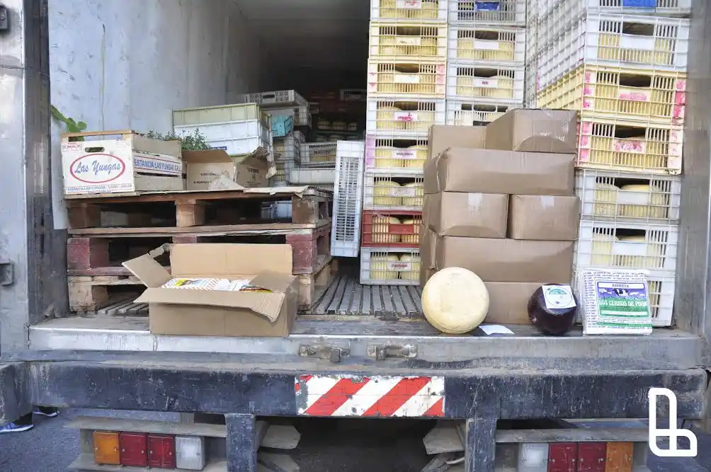 Lanús: Decomisaron más de 2 mil hormas de quesos y pastas en mal estado 