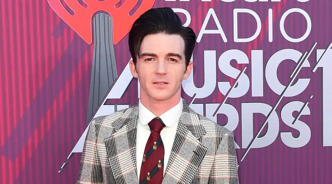 Condenaron a Drake Bell, exestrella de Nickelodeon, por dos delitos contra una menor