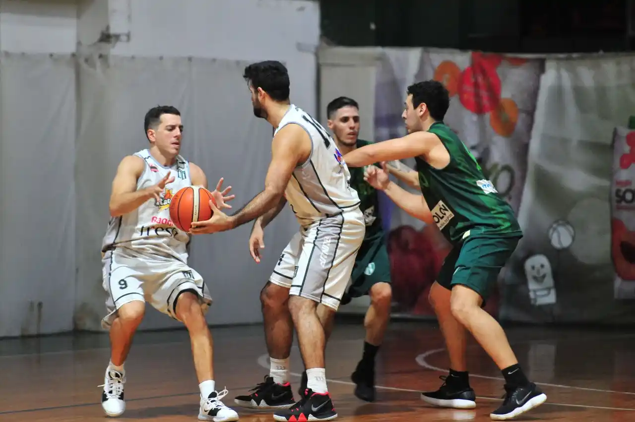 Racing venció a Bancario, quedó segundo y jugará con Zaninetti en playoff