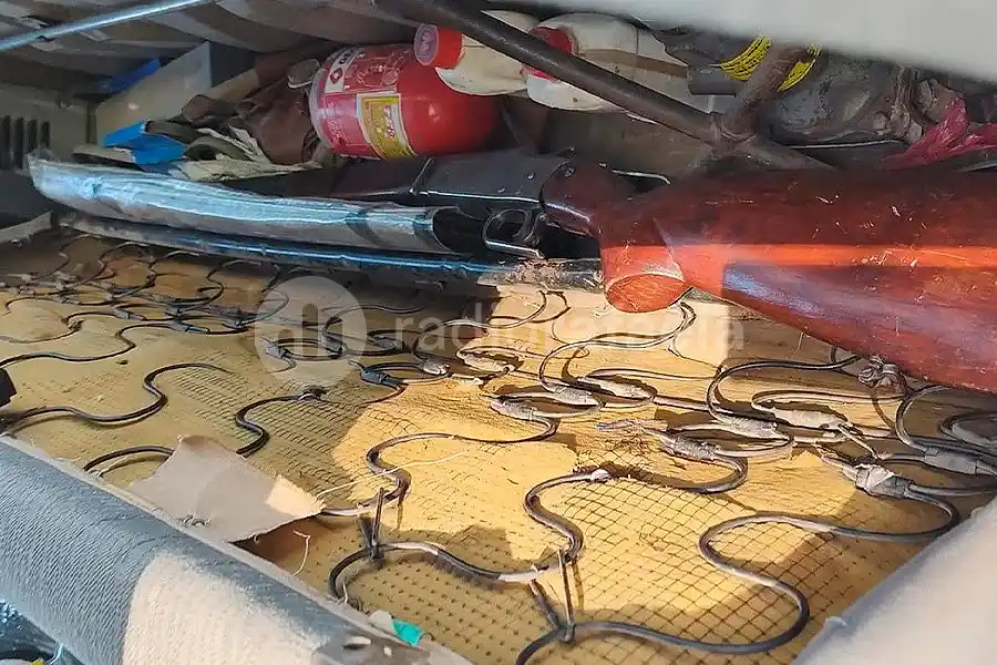 Inspeccionaron una camioneta en una Ruta Nacional de la región y encontraron dos escopetas y cartuchos