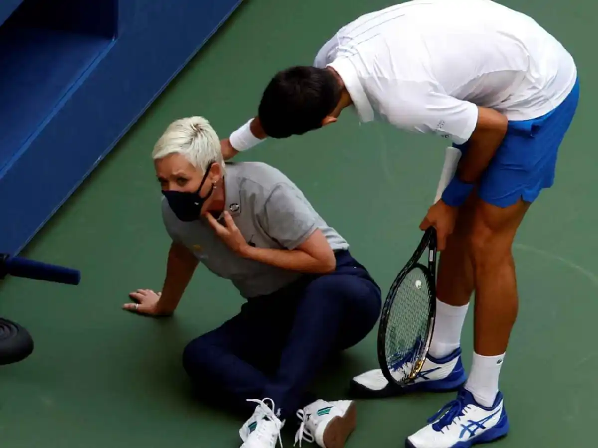 Djokovic le pidió a sus fans que apoyen a la jueza de línea