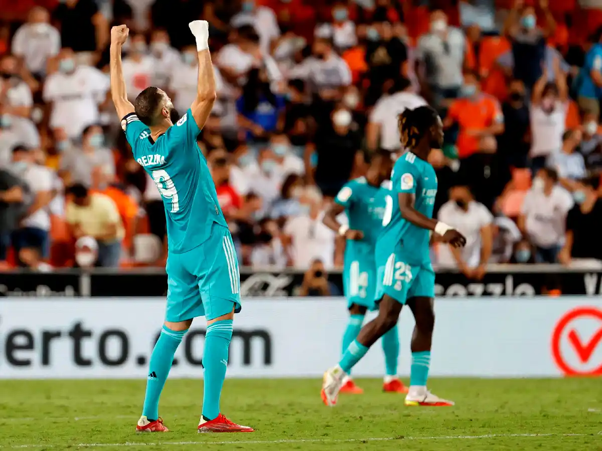 Real Madrid ganó sobre el final y lidera en España