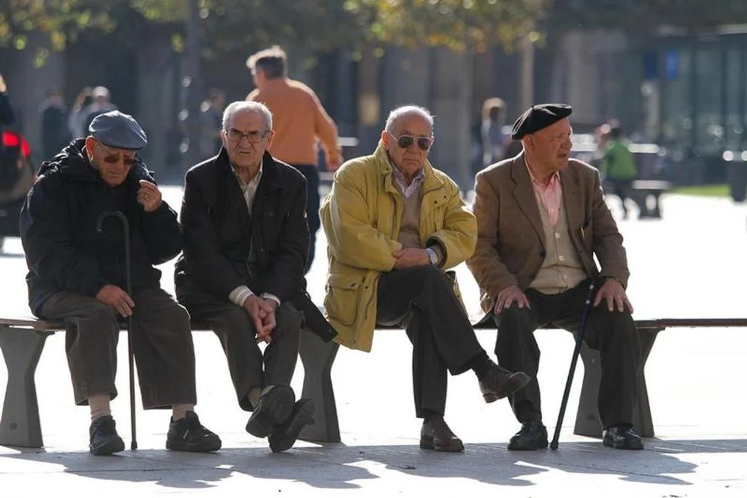 Los jubilados de la mínima seguirán percibiendo un bono de $70.000 en julio.