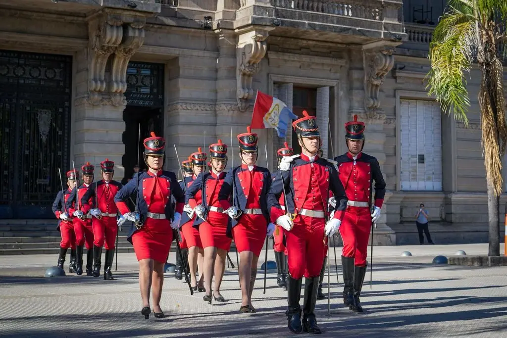 Reconocimiento a los 40 años de la creación de los "Dragones de la Independencia"