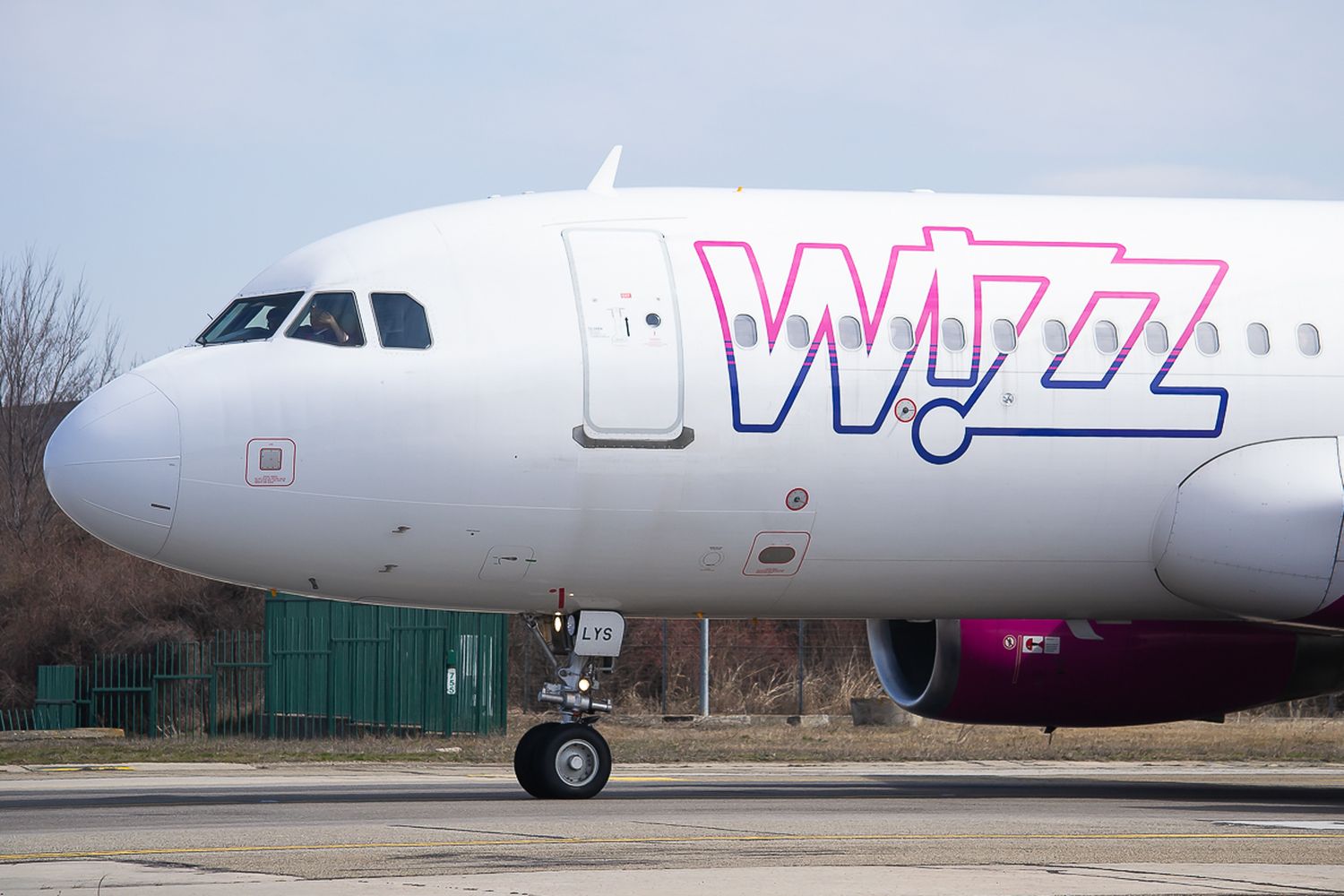 Vetan publicidad de Wizz Air acusándola de afirmaciones ambientales no verificadas