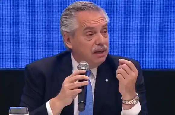 Alberto Fernández: «Este títere es el único que termina enfrentado a Cristina»