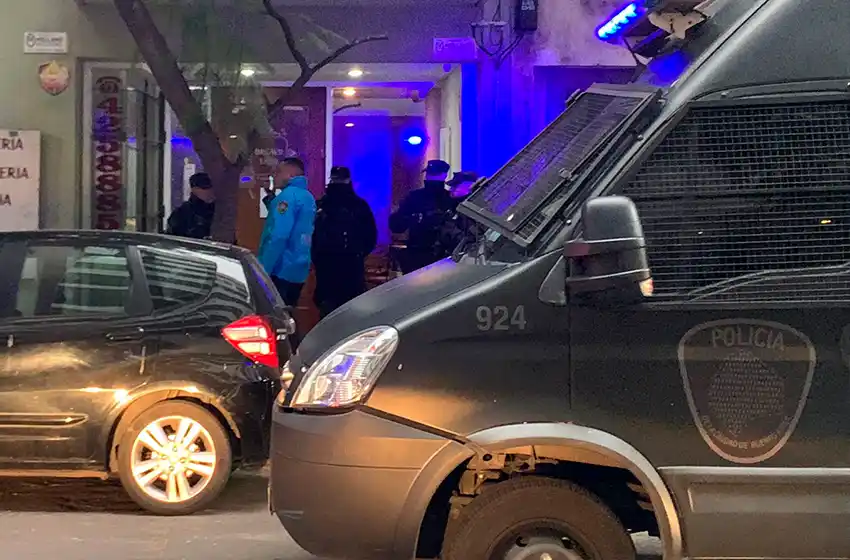 Megaoperativo de la Policía de Buenos Aires en pleno centro de Rosario