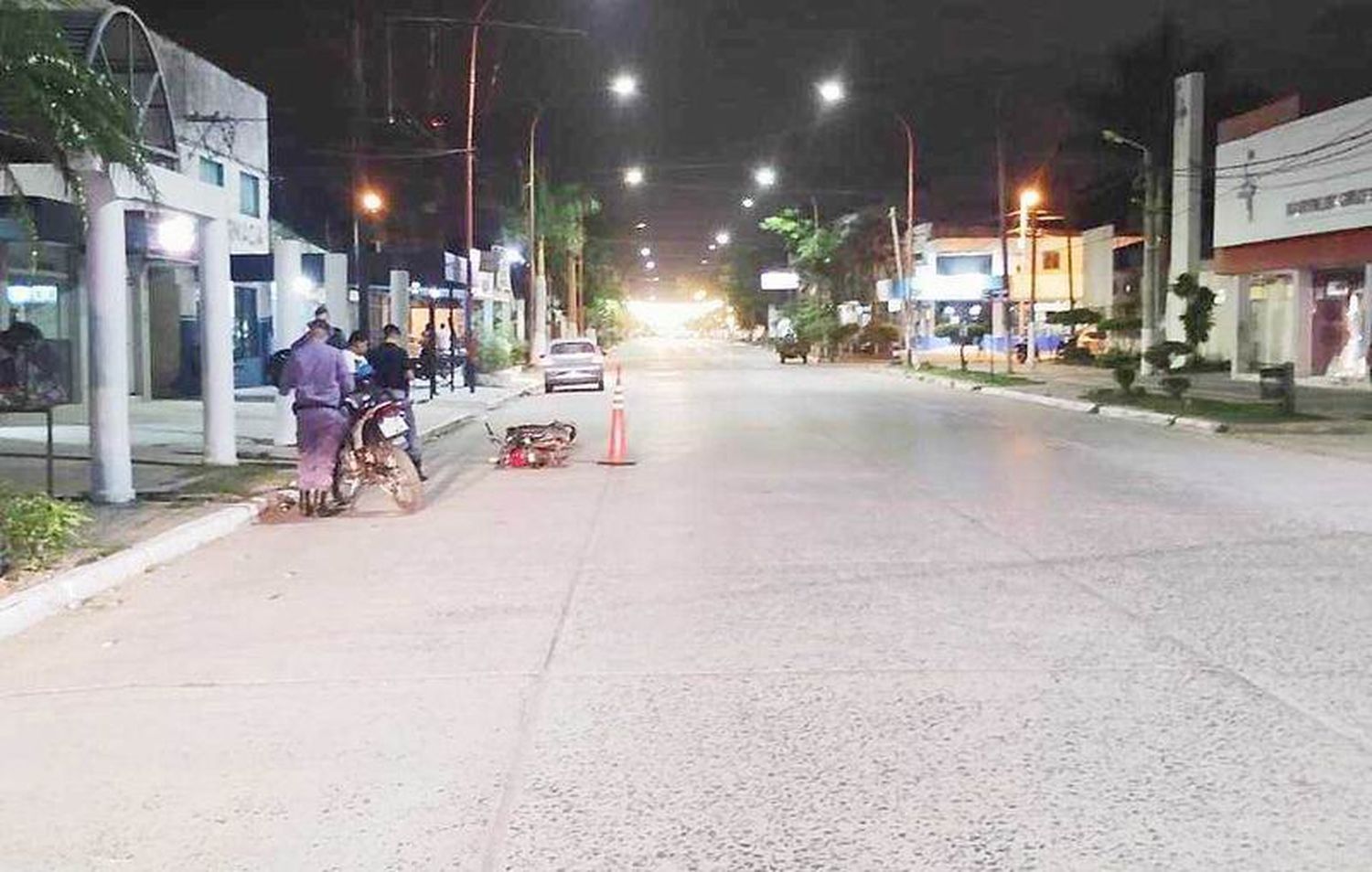 Motociclista chocó un poste,
luego murió en el hospital