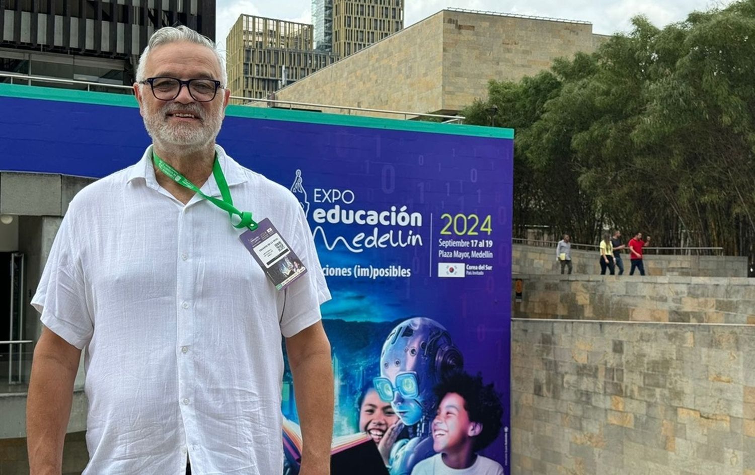 El escritor Eduardo De la Vega.