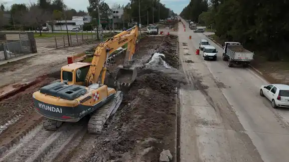 Avanza la duplicación de calzada de avenida Newbery en zona noroeste