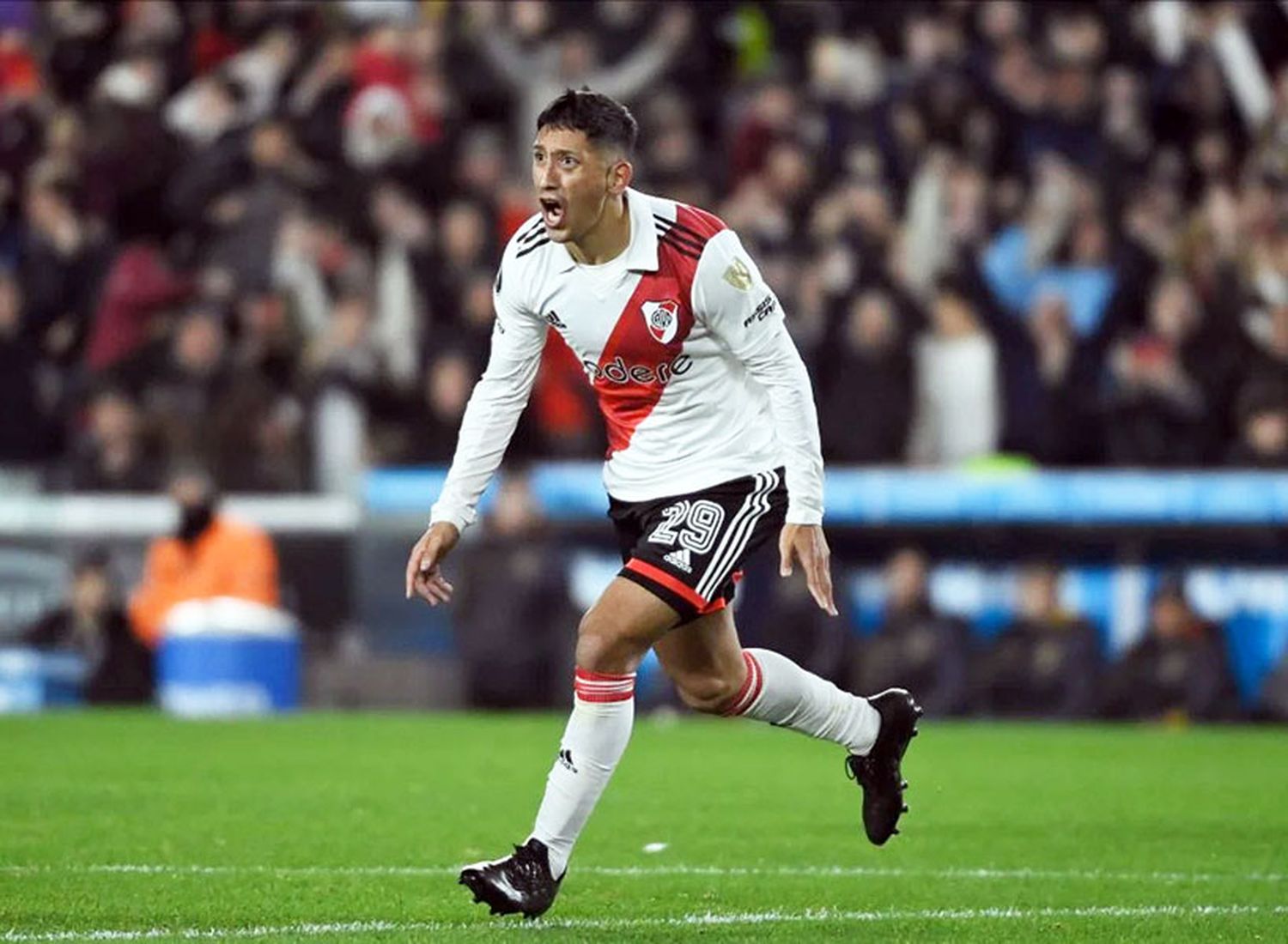 River. Venció y se clasificó a los octavos