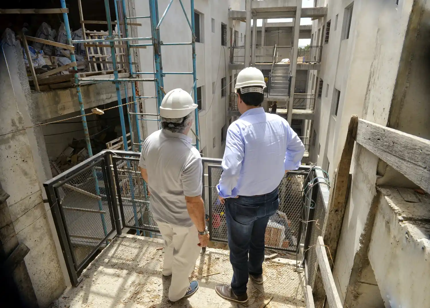 Jorge Macri recorrió las obras del Plan de Viviendas en el barrio 7 de Mayo   