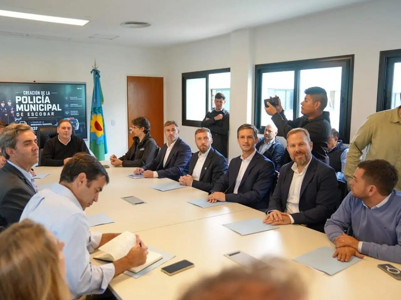 Achával participó junto a intendentes de un encuentro para articular políticas de seguridad
