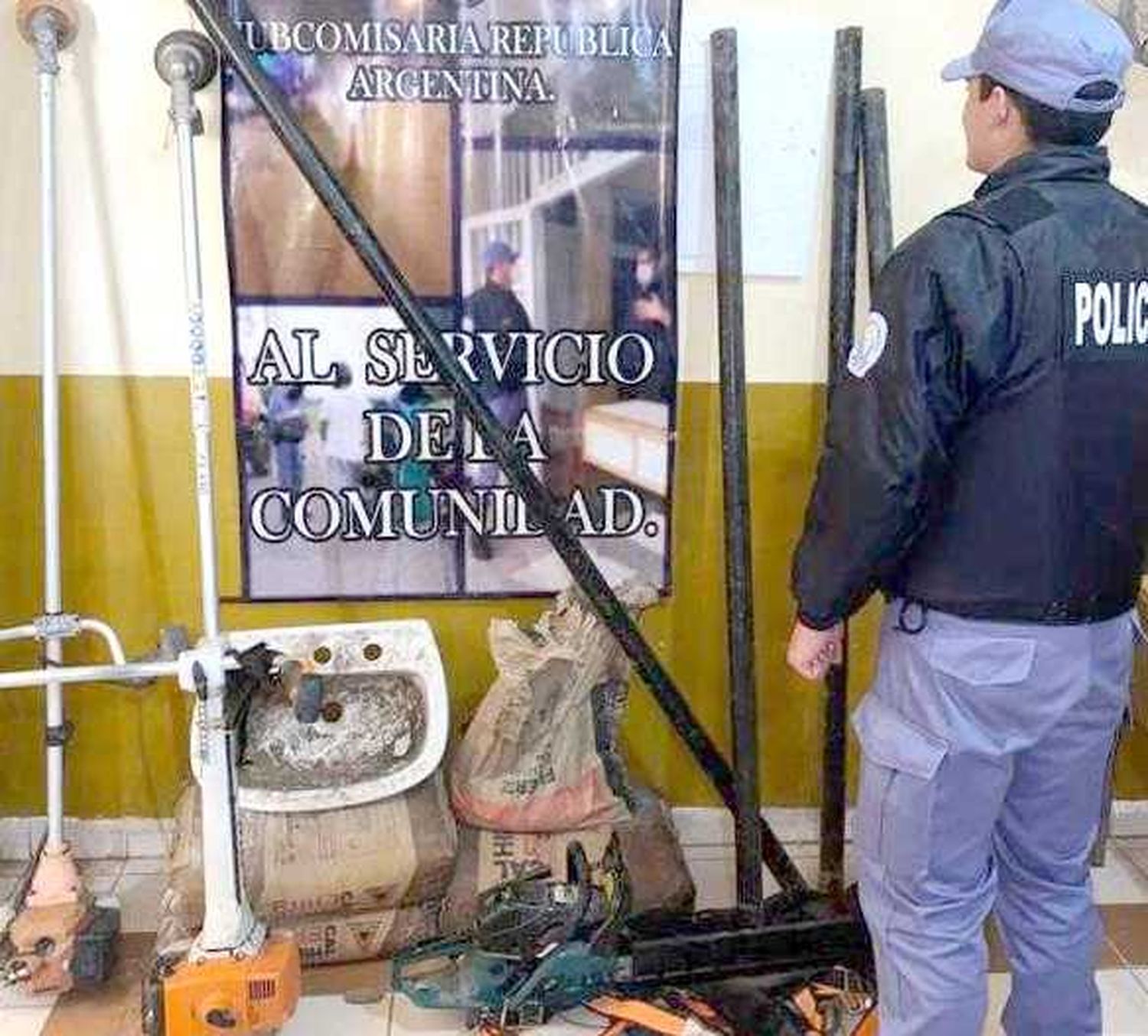 Recuperan materiales sustraídos 
de una obra en construcción