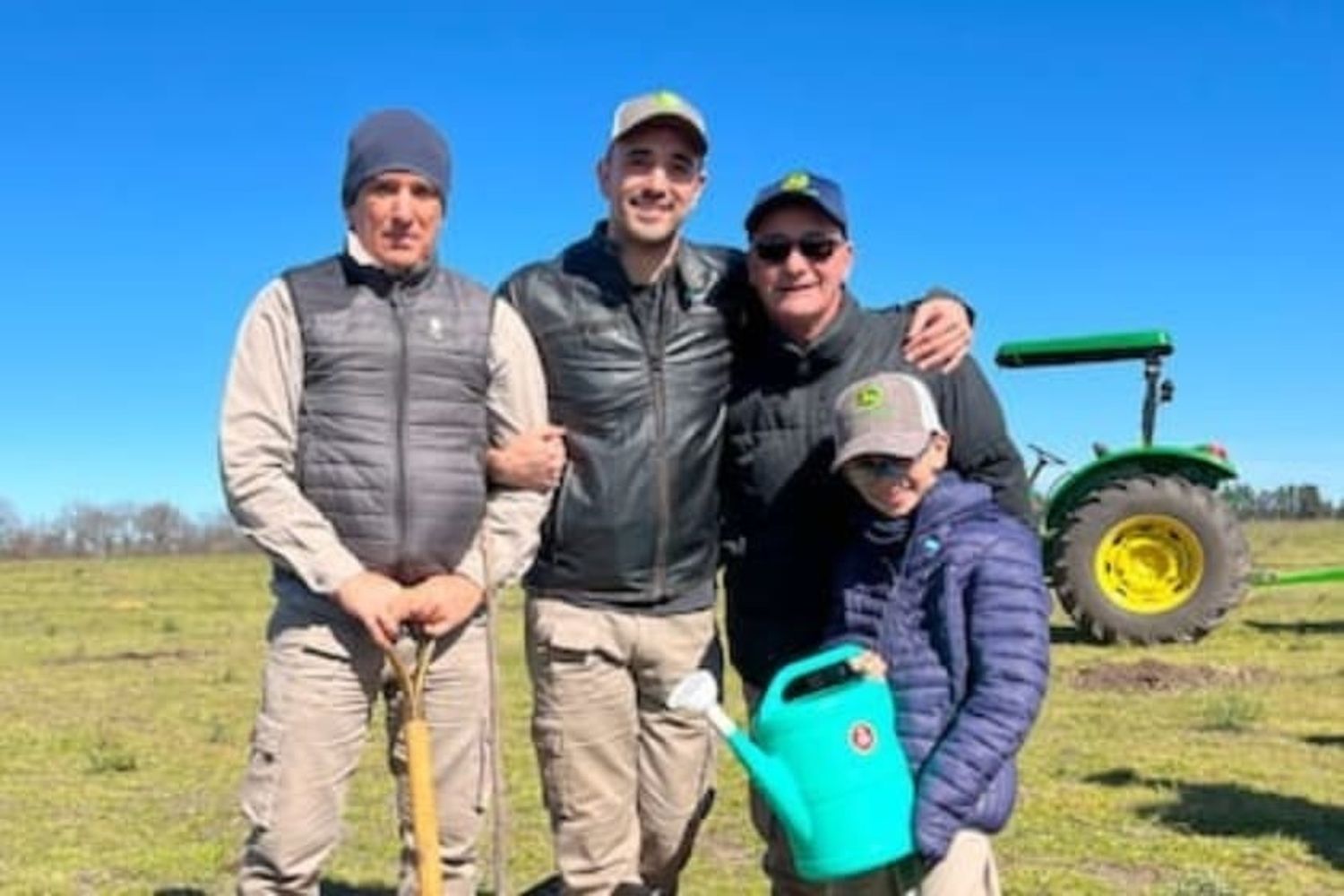 Abel Pintos presentó su nueva iniciativa de campo escuela recreativo, Establecimiento La Matera.