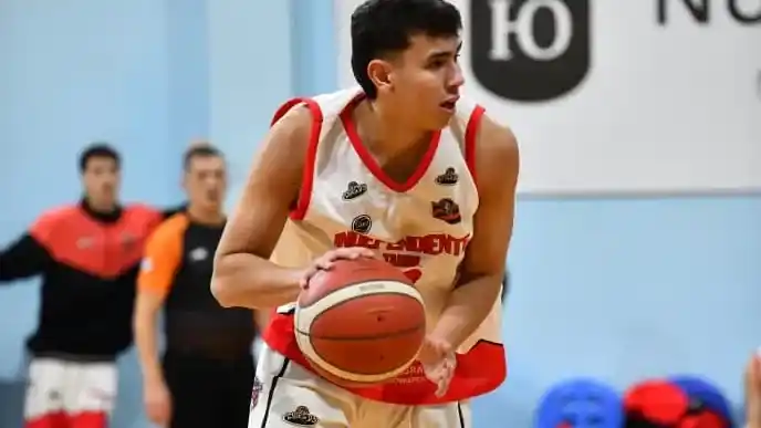 Agustín Cordeiro anotó 35 puntos en la semifinal ante IAE. (Foto gentileza prensa Unión de Mar del Plata).