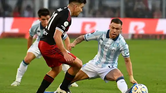 Racing y River protagonizan un choque esperado en Avellaneda