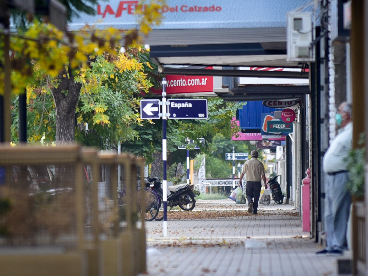 Córdoba extenderá el aval  en créditos bancarios para  pagar alquileres comerciales 