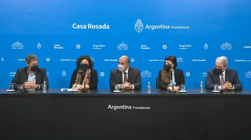 Vuelta al público en las canchas: Será con aforo del 50% y al menos una dosis de la vacuna