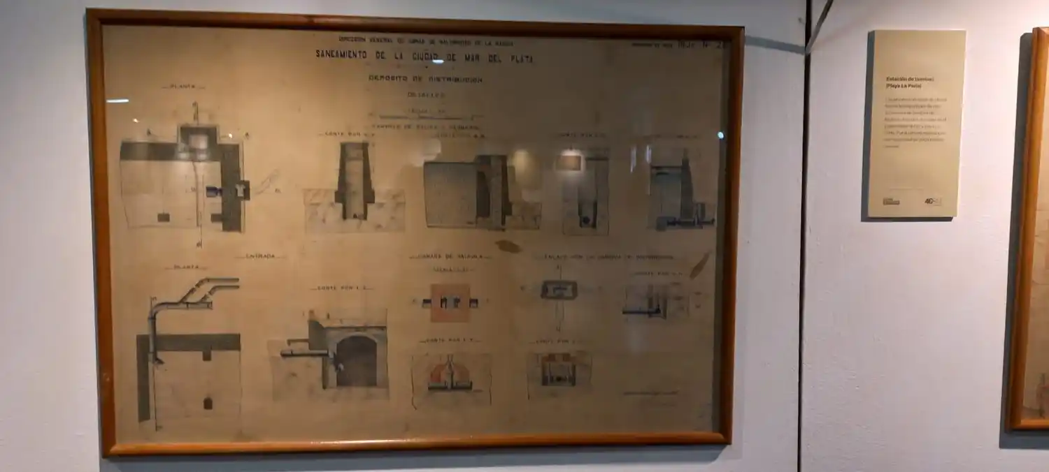 Imagen de la muestra histórica "Érase una vez…Los inicios del saneamiento en Mar del Plata”.