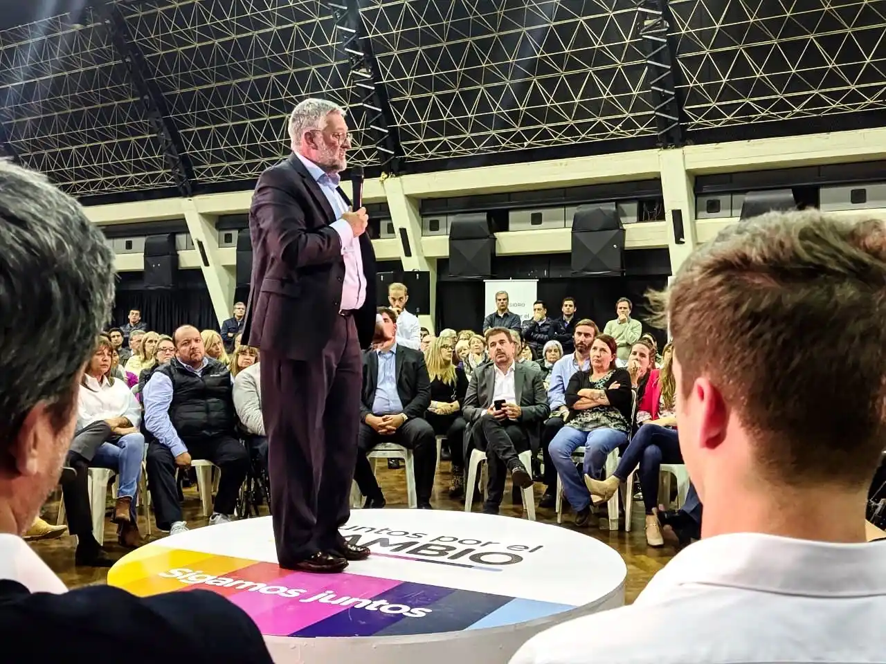 Villegas habló por primera vez del video: pidió disculpas pero dijo que las imágenes “pueden estar adulteradas”