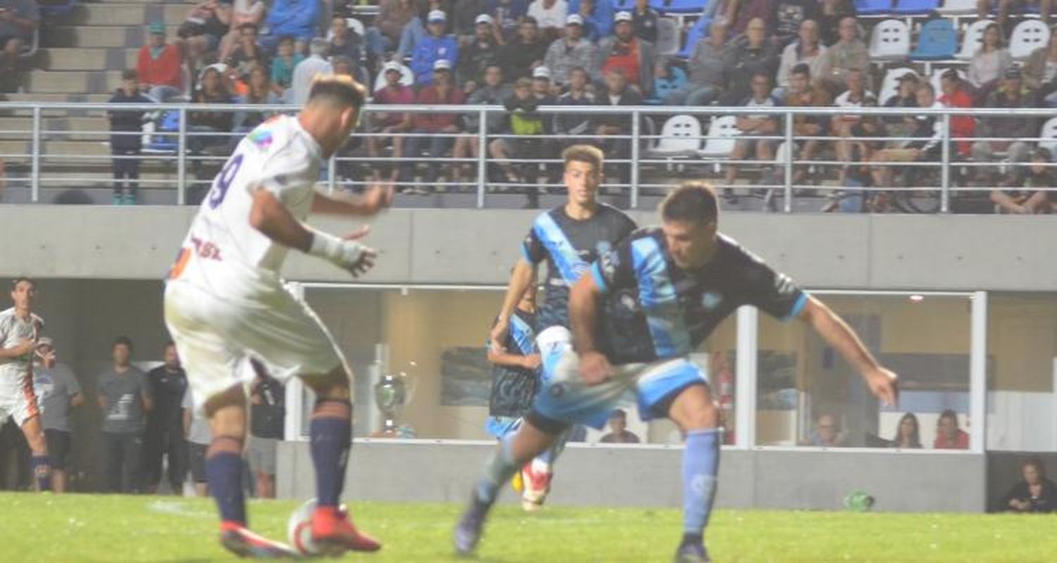 Antes de volver a Paraná, Facundo Arrieta jugó una final en el Estadio Único de San Nicolás