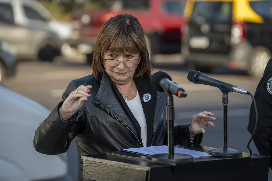 Bullrich presentó la primera misión contra una organización criminal brasileña, la más grande de Sudamérica