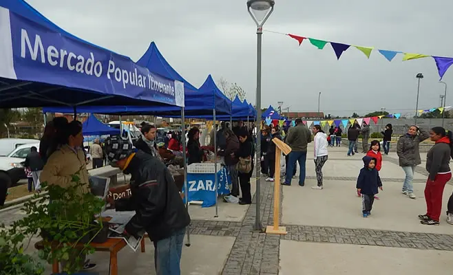 Zárate: El Mercado Popular Itinerante sigue recorriendo barrios