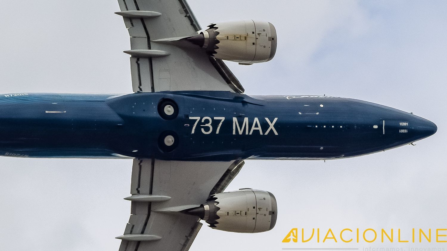 Otra vez el 737 MAX: Boeing recomienda revisiones adicionales en los aviones de 16 operadores por un problema eléctrico