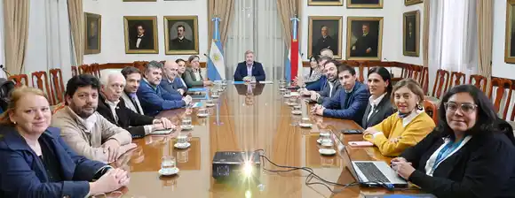 Frigerio recibió el diagnóstico provincial sobre primera infancia elaborado por la Mesa Interministerial