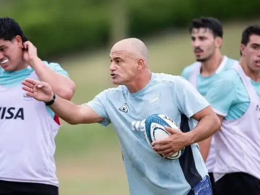 Nicolás Fernández Miranda, entrenador de Los Pumitas.