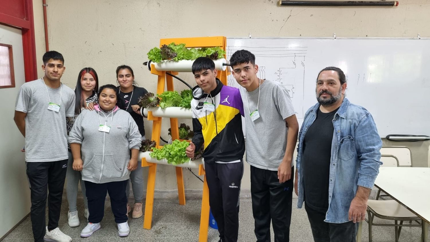 Los estudiantes expusieron los trabajos desarrollados durante el año