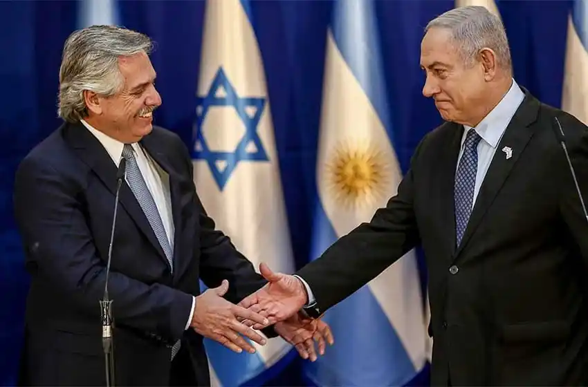 Fernández en Israel: "Nuestro compromiso por saber la verdad sobre lo que pasó en la AMIA es absoluto"